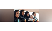 عشق مادری تا پای سکو